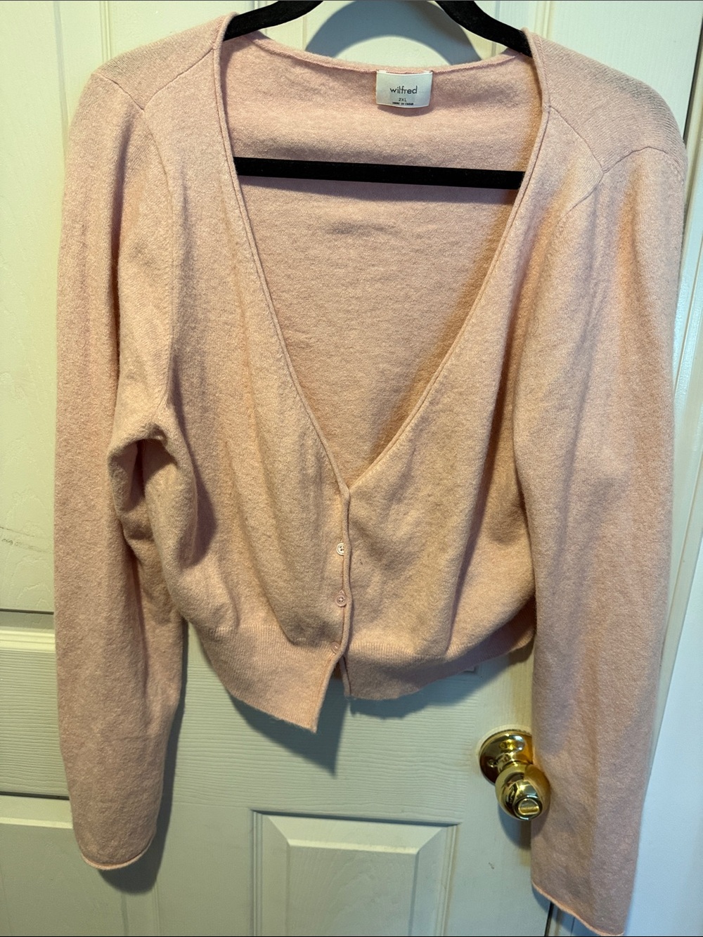 Wilfred Light Pink Cropped V-Neck Cardigan